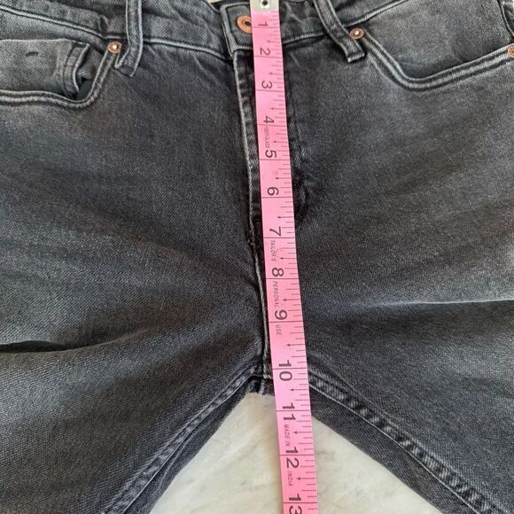 We the Free Free People Raw Hem Faded Black ripped Jeans Women’s Sz 27 - Picture 8 of 9